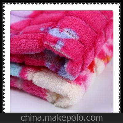 高品質(zhì)印花提花方塊珊瑚絨面料 打開(kāi)發(fā)掘時(shí)尚可能性的大門